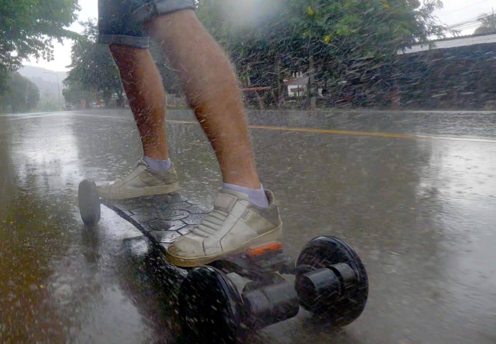 WowGo AT2 in the rain
