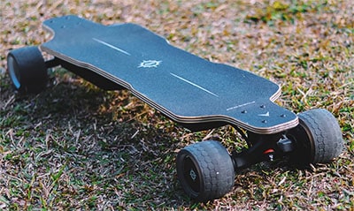 Possway T3 Electric Skateboard on grass